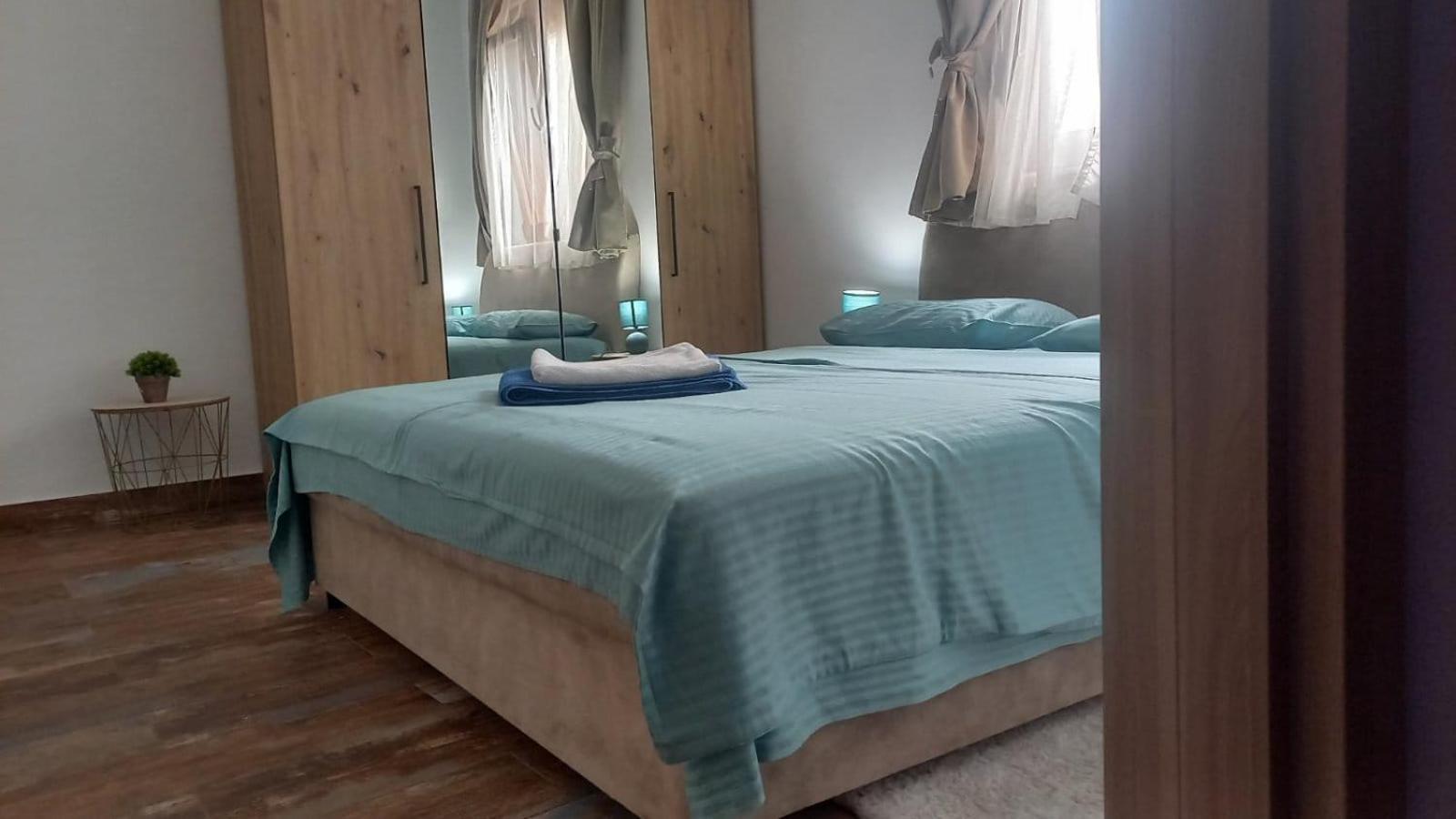Serenity Blue Apartment *